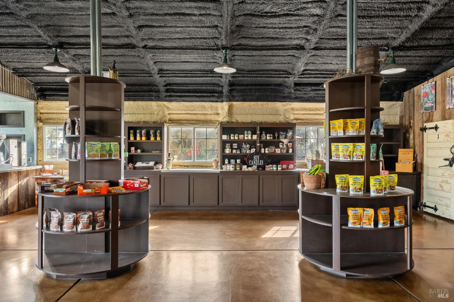 Detail Gallery Image 17 of 70 For 3106 Golden Gate Dr, Napa,  CA 94558 - – Beds | – Baths