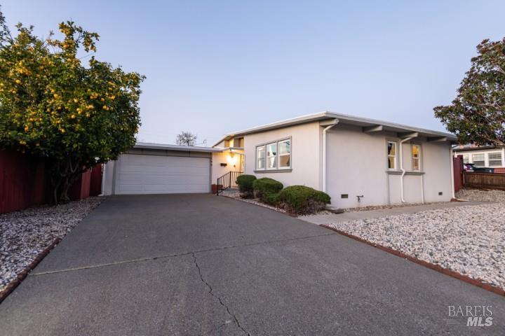 Front Image Thumbnail for BA326012072