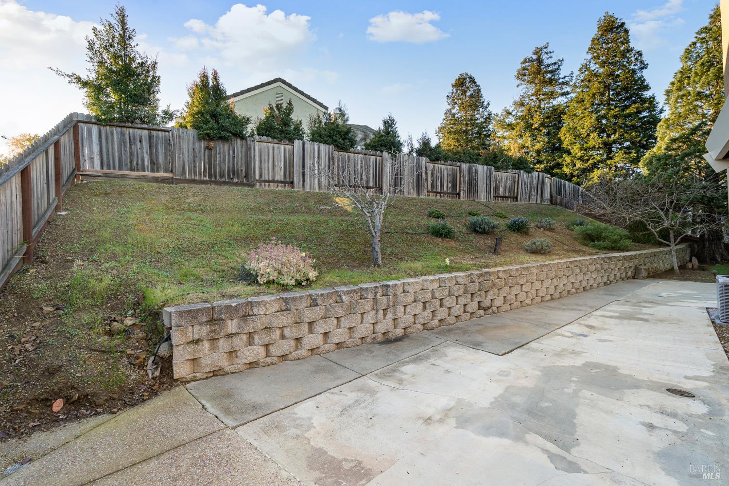 Detail Gallery Image 71 of 80 For 365 Allen Way, Benicia,  CA 94510 - 4 Beds | 3 Baths