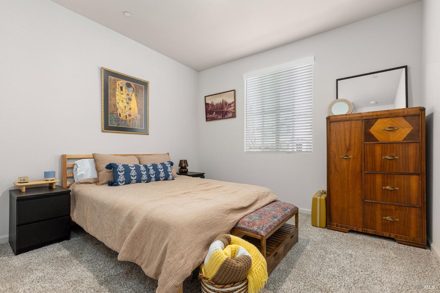 Detail Gallery Image 26 of 60 For 735 Glenwood Way, Dixon,  CA 95620 - 4 Beds | 2/1 Baths