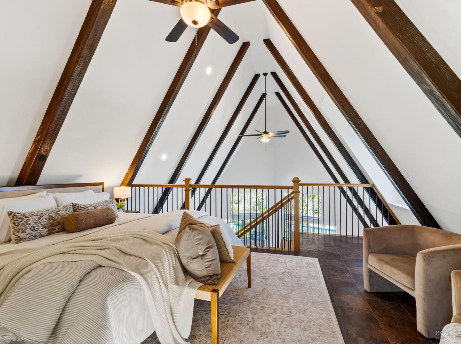 Detail Gallery Image 24 of 38 For 1028 Eastridge Dr, Napa,  CA 94558 - 2 Beds | 2 Baths