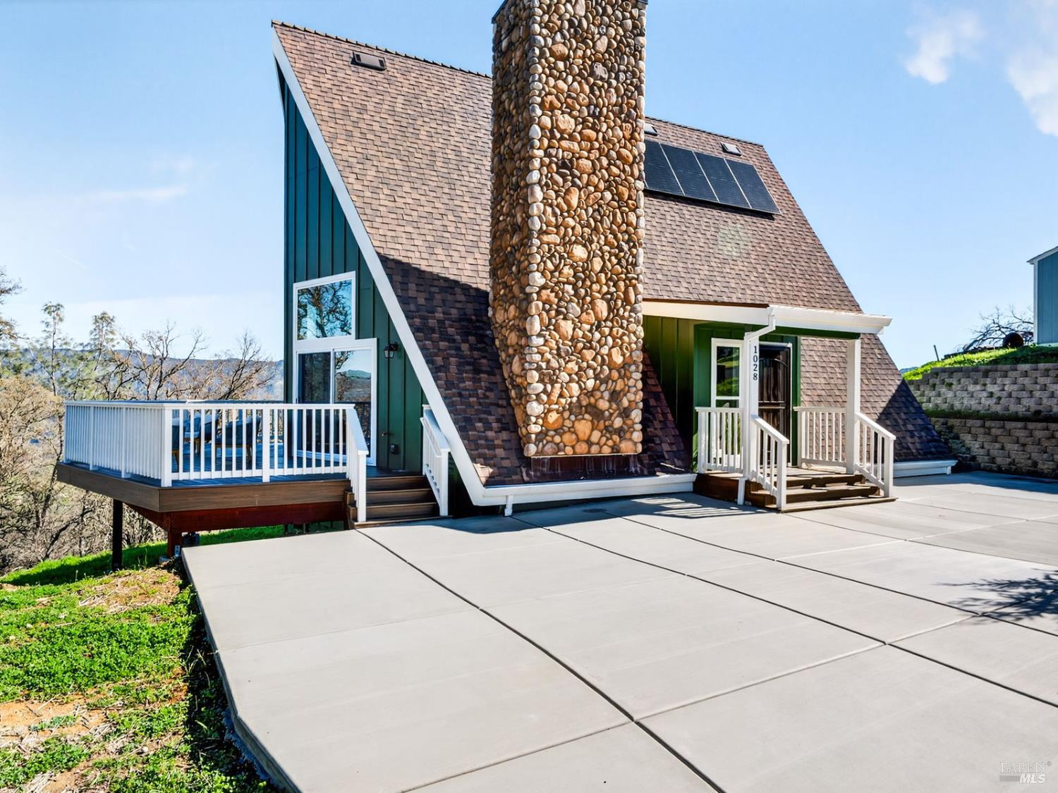 Detail Gallery Image 34 of 38 For 1028 Eastridge Dr, Napa,  CA 94558 - 2 Beds | 2 Baths