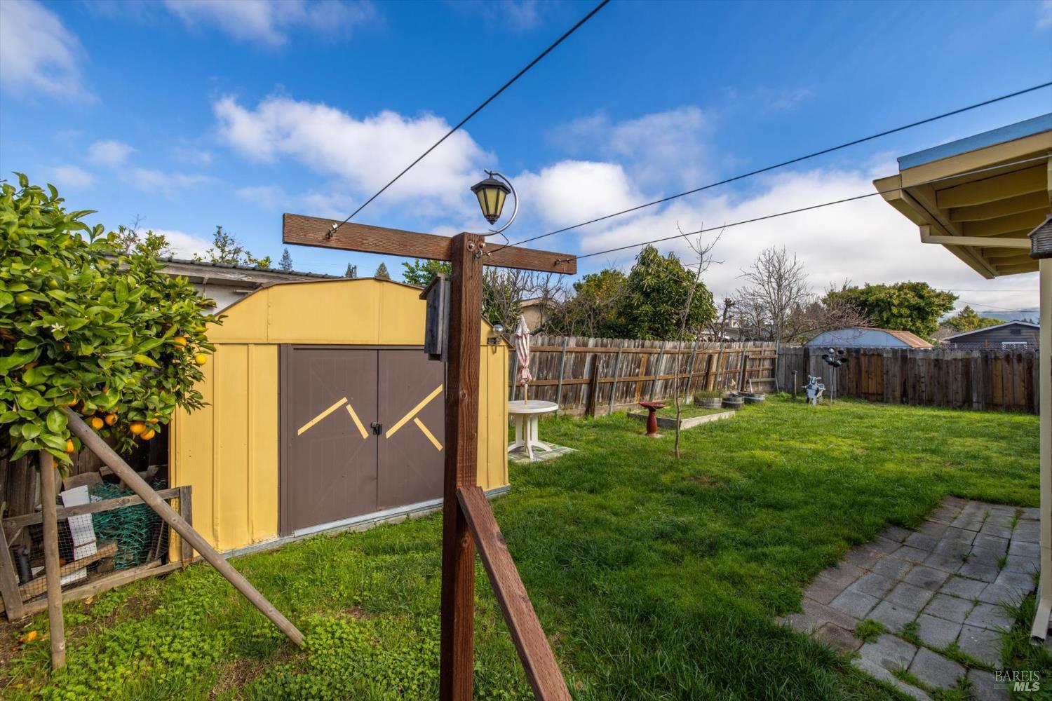 Detail Gallery Image 32 of 43 For 828 Laguna St, Napa,  CA 94558 - 3 Beds | 2 Baths