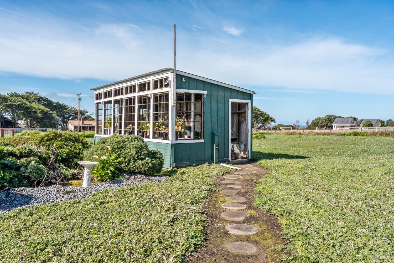 Detail Gallery Image 30 of 36 For 33440 Pacific Way, Fort Bragg,  CA 95437 - 3 Beds | 2 Baths