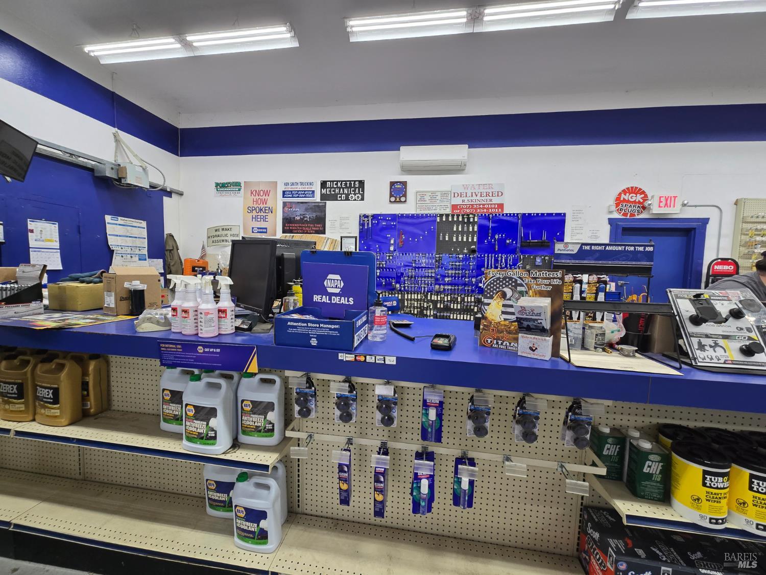 Detail Gallery Image 3 of 7 For 44650 Highway 101, Laytonville,  CA 95454 - – Beds | – Baths