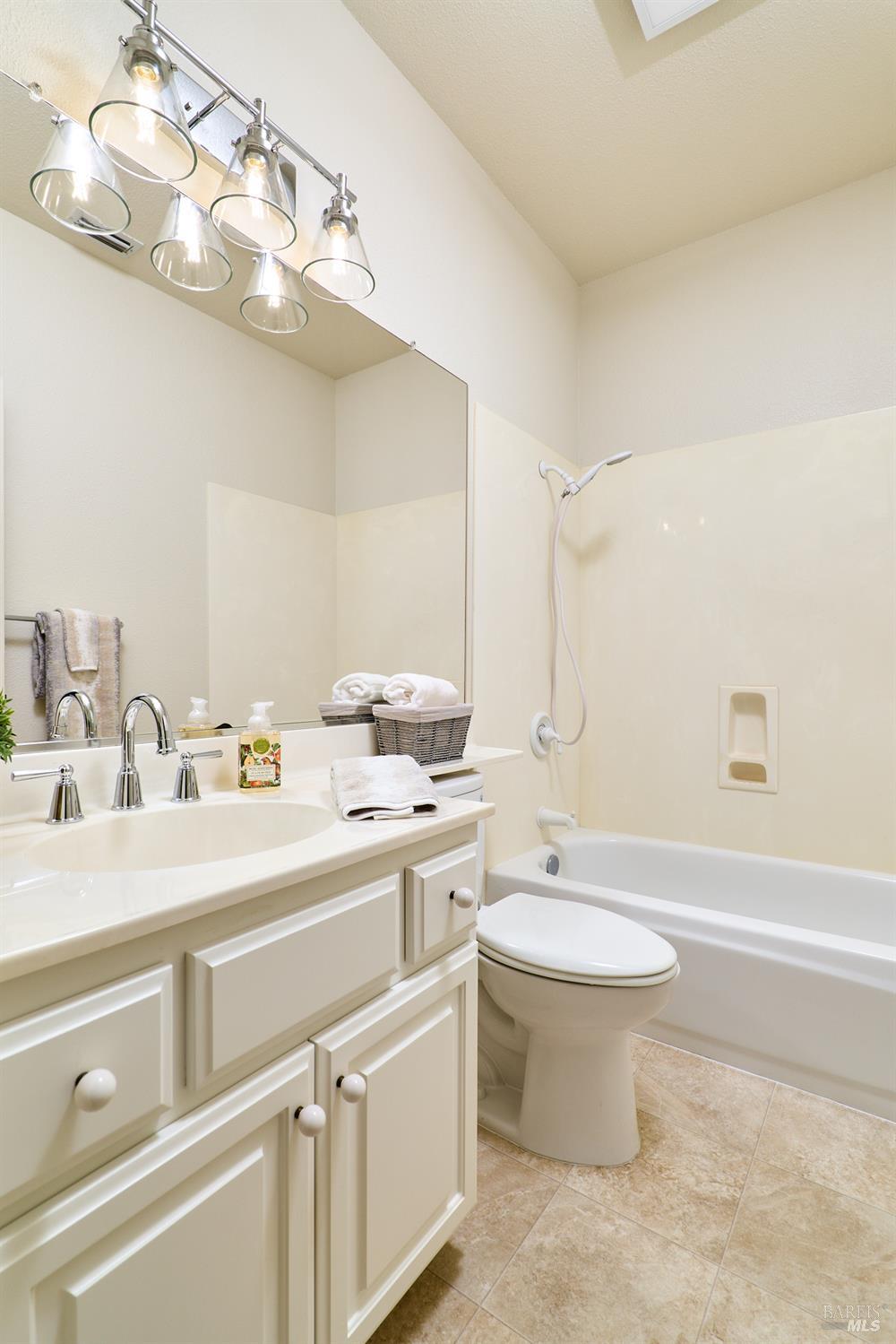 Detail Gallery Image 22 of 32 For 48 Augusta Ct, Rio Vista,  CA 94571 - 2 Beds | 2 Baths
