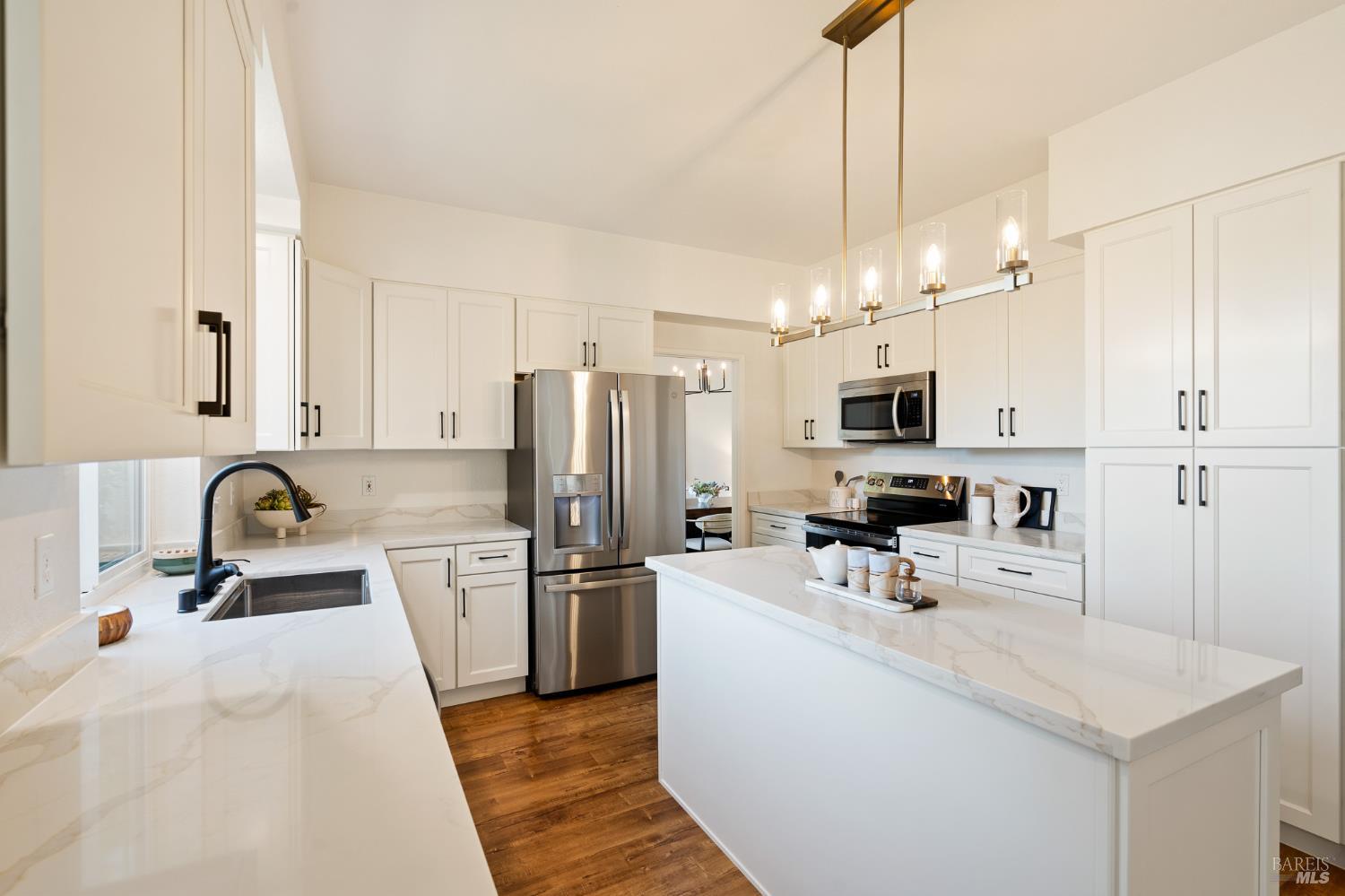 Detail Gallery Image 26 of 80 For 365 Allen Way, Benicia,  CA 94510 - 4 Beds | 3 Baths