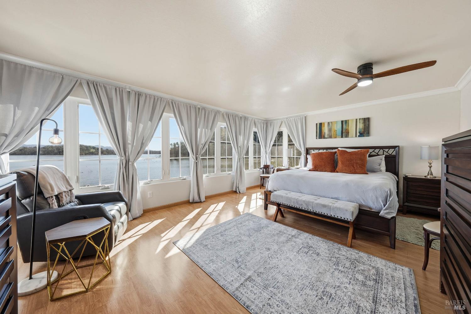 Detail Gallery Image 17 of 59 For 5740 Sunrise Dr, Lower Lake,  CA 95457 - 3 Beds | 2 Baths