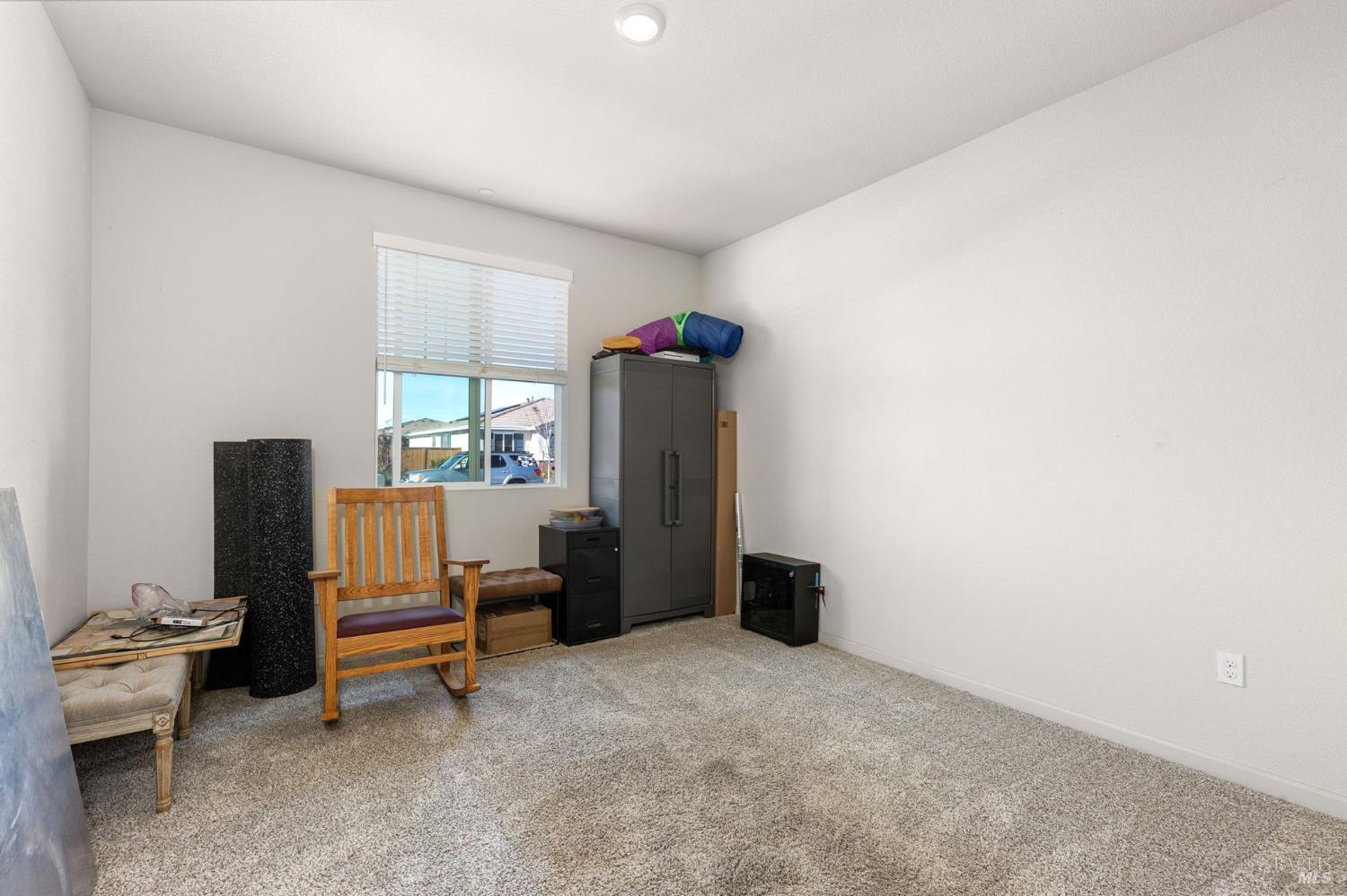 Detail Gallery Image 28 of 60 For 735 Glenwood Way, Dixon,  CA 95620 - 4 Beds | 2/1 Baths