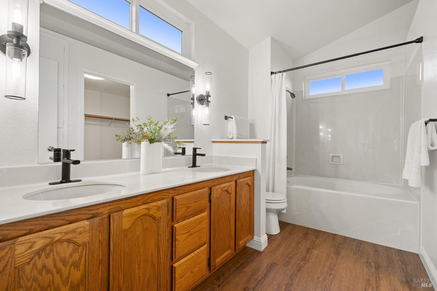 Detail Gallery Image 53 of 80 For 365 Allen Way, Benicia,  CA 94510 - 4 Beds | 3 Baths