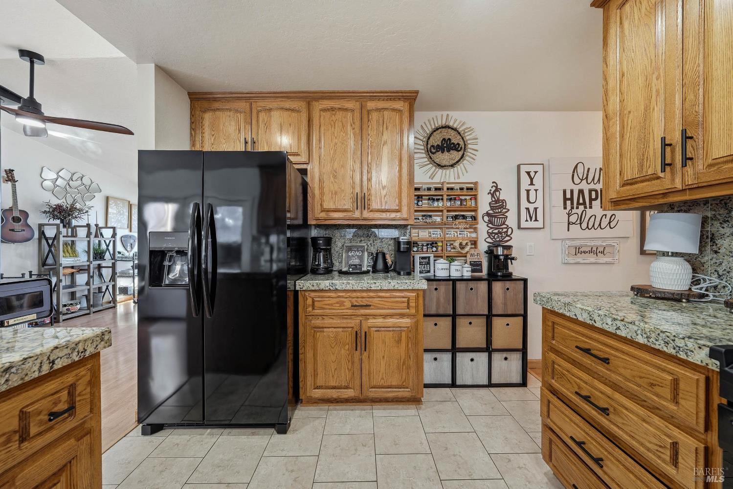 Detail Gallery Image 16 of 59 For 5740 Sunrise Dr, Lower Lake,  CA 95457 - 3 Beds | 2 Baths