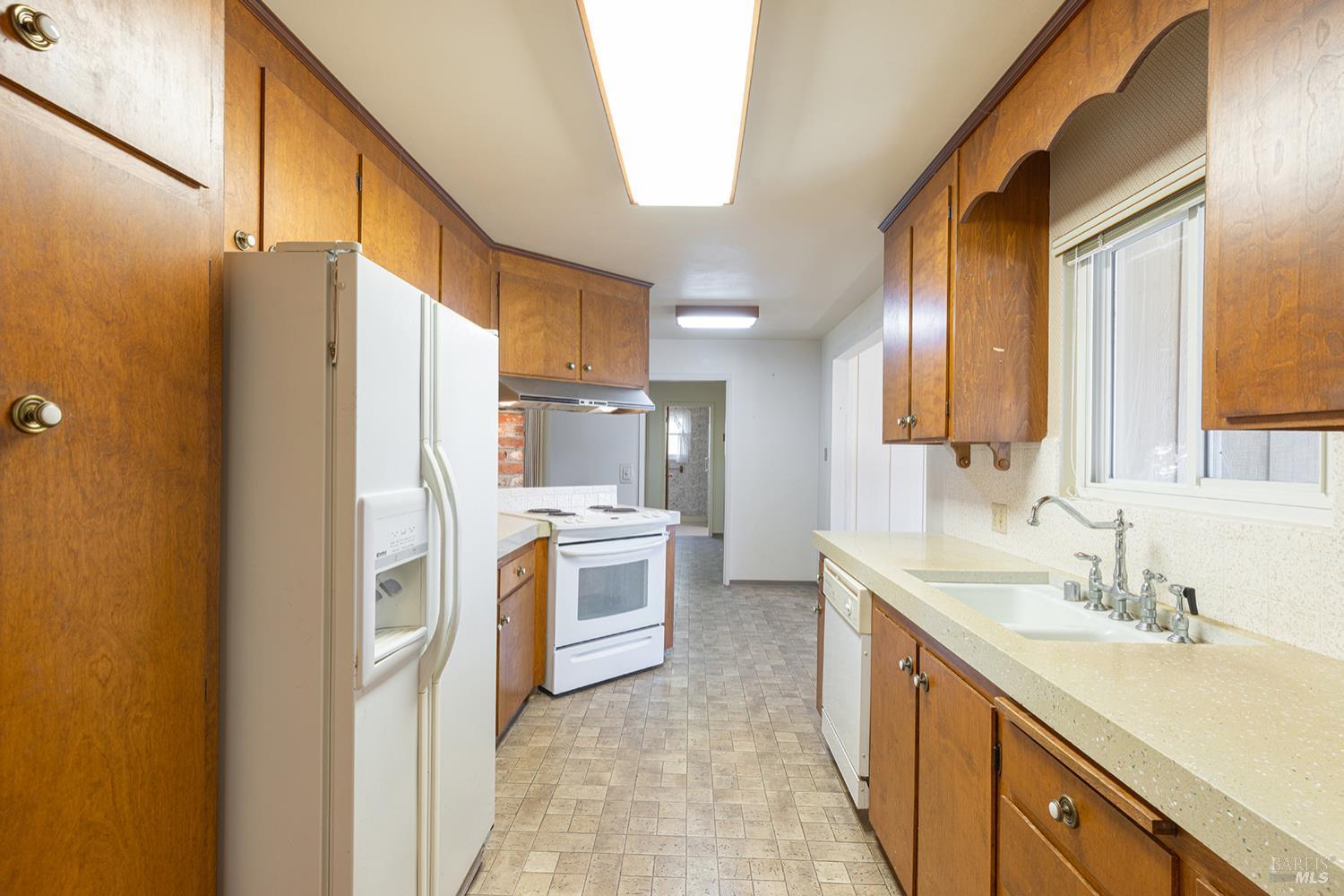 Detail Gallery Image 11 of 27 For 7950 Viola Ct, Sebastopol,  CA 95472 - 2 Beds | 2 Baths