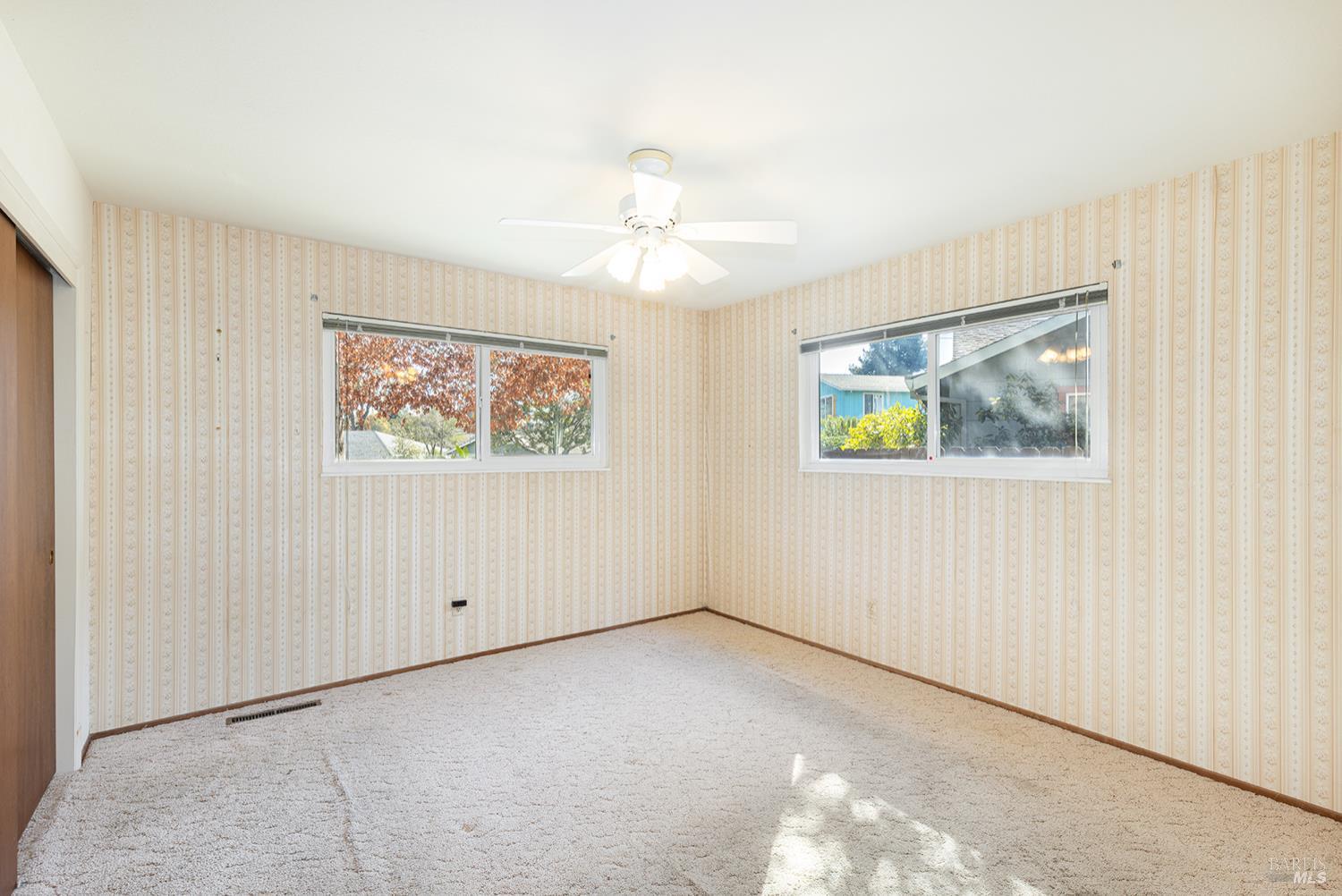 Detail Gallery Image 13 of 27 For 7950 Viola Ct, Sebastopol,  CA 95472 - 2 Beds | 2 Baths