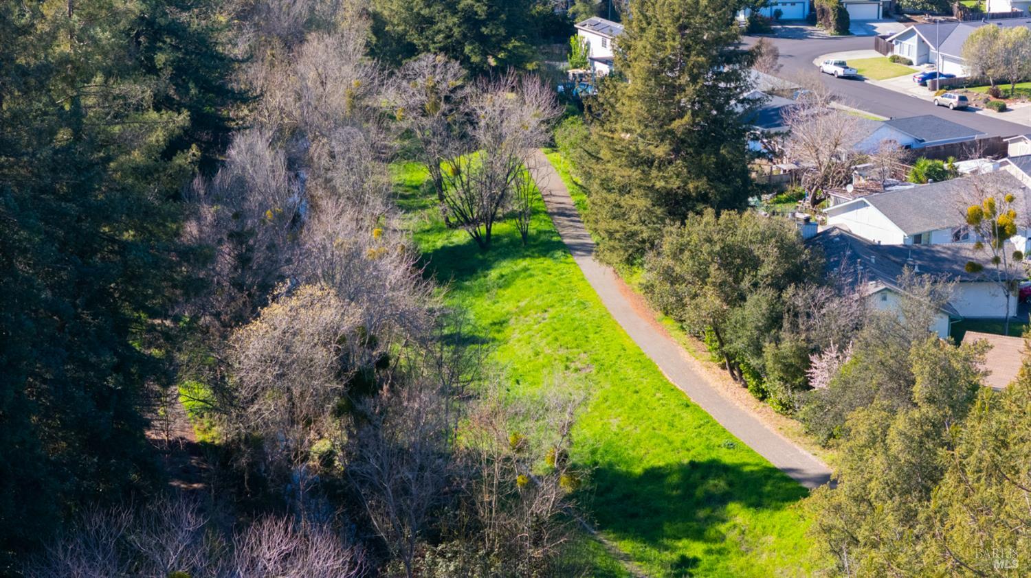 Detail Gallery Image 43 of 47 For 6185 San Gabriel Pl, Rohnert Park,  CA 94928 - 3 Beds | 2/1 Baths