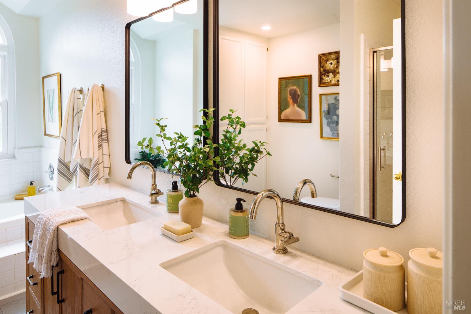 Detail Gallery Image 37 of 45 For 874 Cherry St, Petaluma,  CA 94952 - 4 Beds | 3 Baths