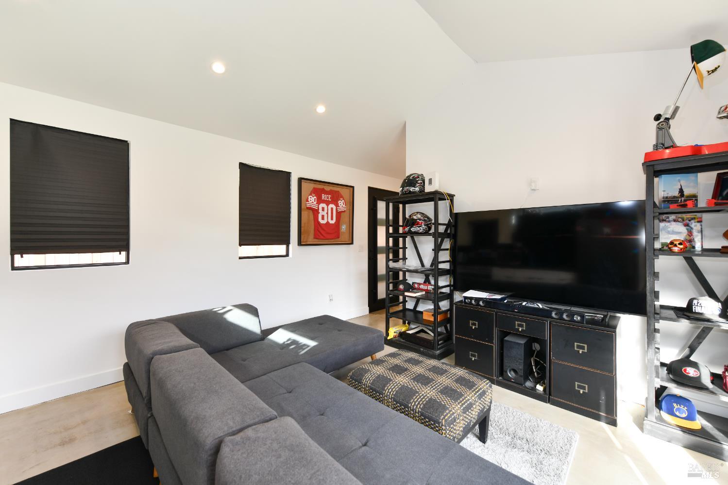 Detail Gallery Image 39 of 44 For 2470 W Pueblo Ave, Napa,  CA 94558 - 3 Beds | 2 Baths