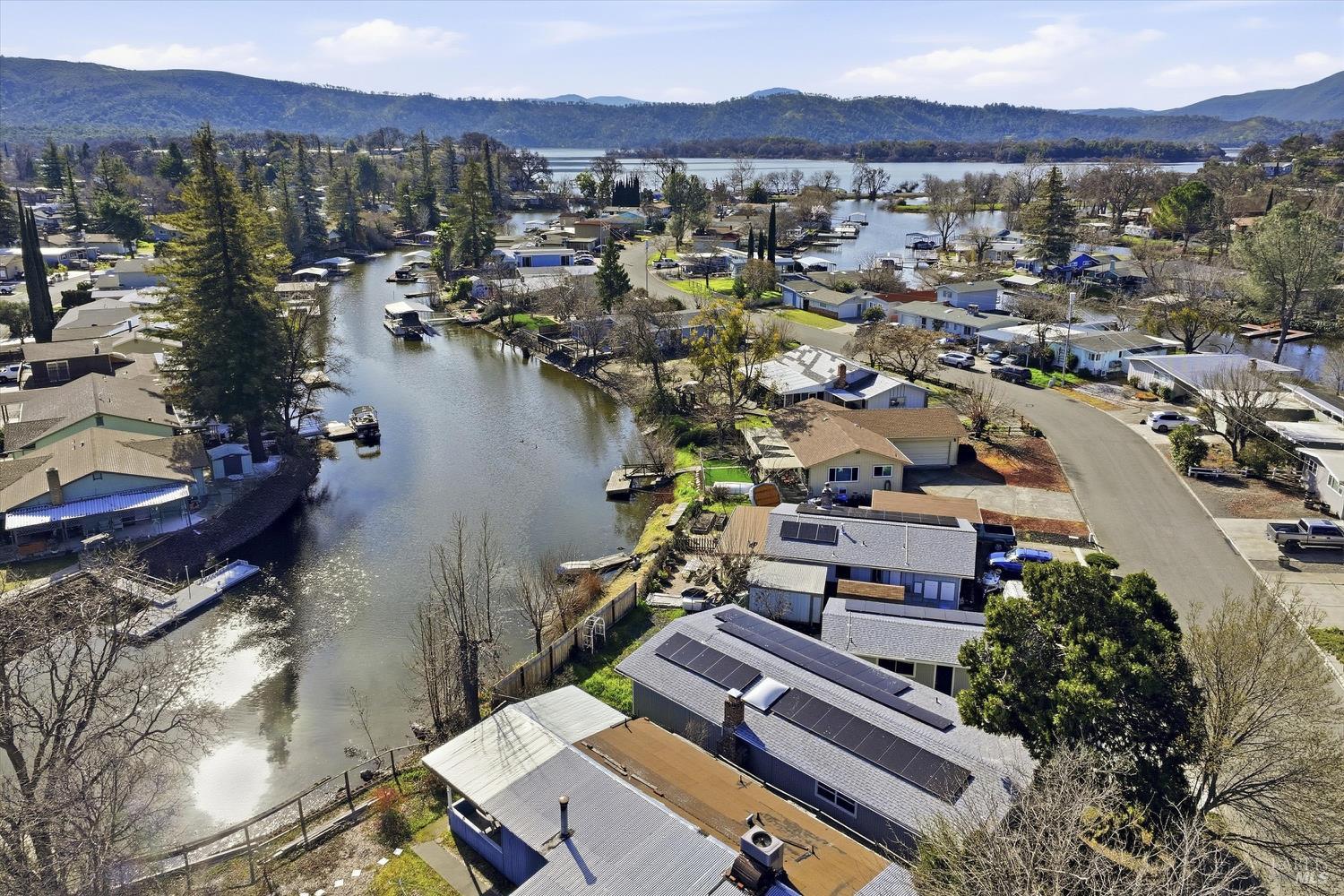 Detail Gallery Image 33 of 38 For 12773 Island Cir, Clearlake Oaks,  CA 95423 - 3 Beds | 1/1 Baths