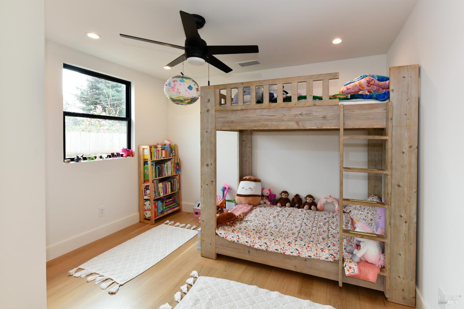 Detail Gallery Image 33 of 44 For 2470 W Pueblo Ave, Napa,  CA 94558 - 3 Beds | 2 Baths