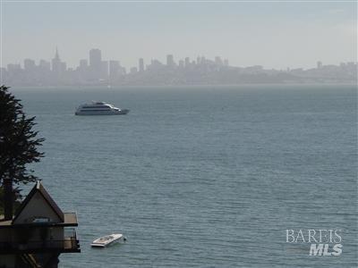 Detail Gallery Image 20 of 24 For 10 Cliff Rd, Belvedere,  CA 94920 - 5 Beds | 3/1 Baths