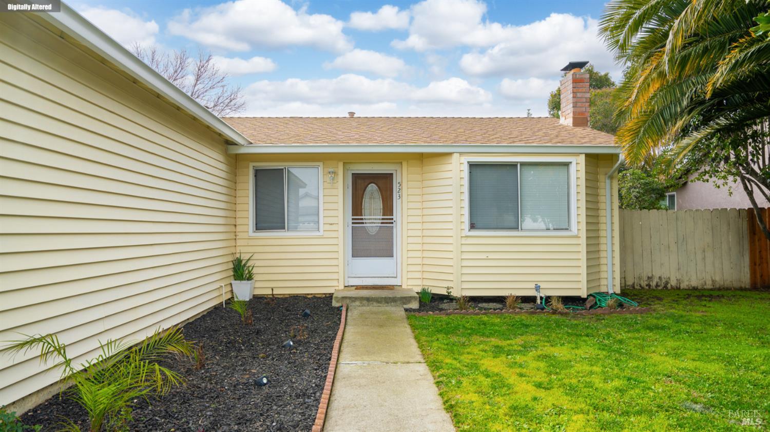 Detail Gallery Image 8 of 43 For 523 Blue Wing Dr, Suisun City,  CA 94585 - 3 Beds | 2 Baths