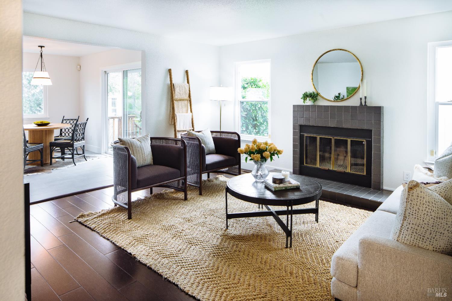 Detail Gallery Image 20 of 45 For 874 Cherry St, Petaluma,  CA 94952 - 4 Beds | 3 Baths