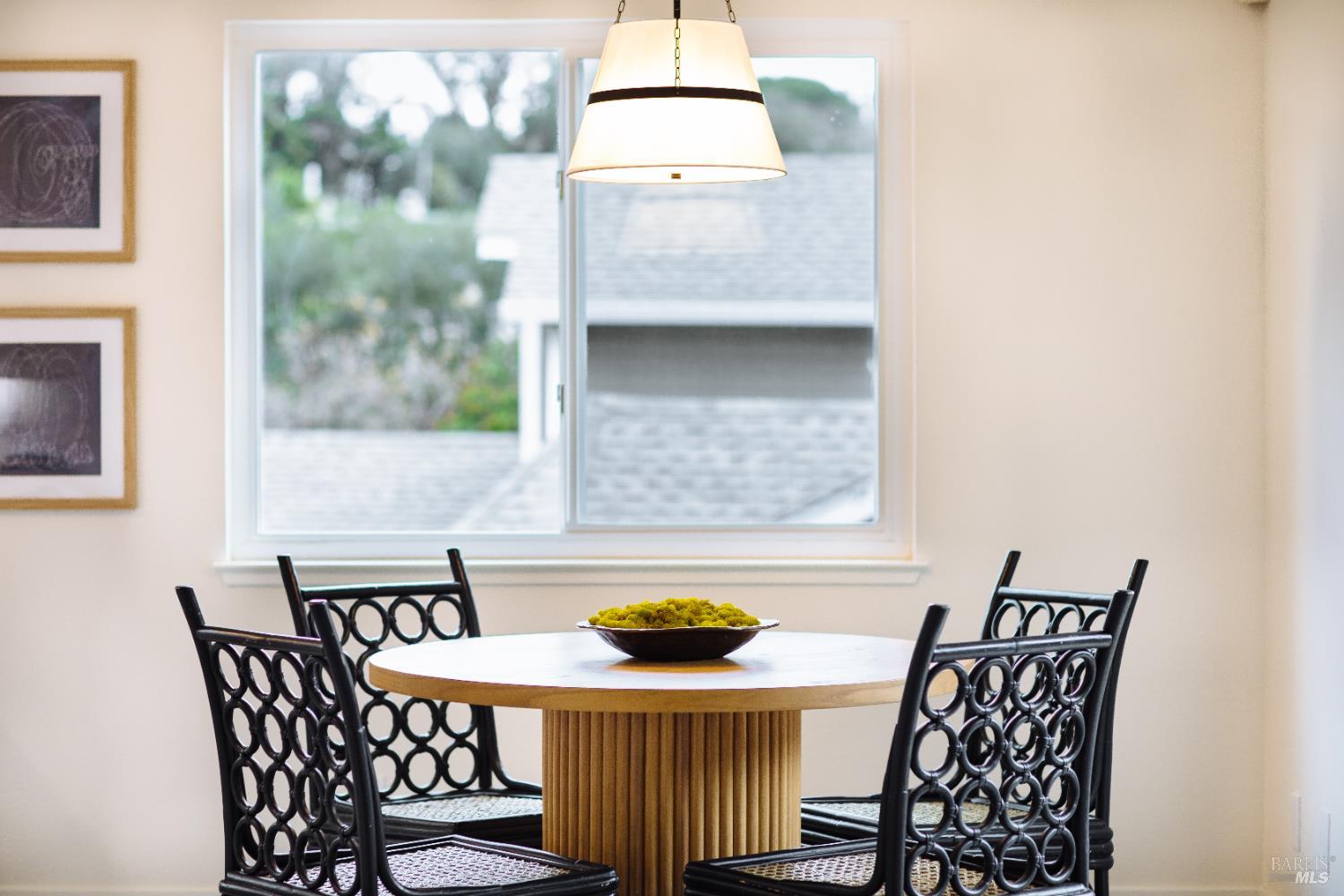 Detail Gallery Image 17 of 45 For 874 Cherry St, Petaluma,  CA 94952 - 4 Beds | 3 Baths