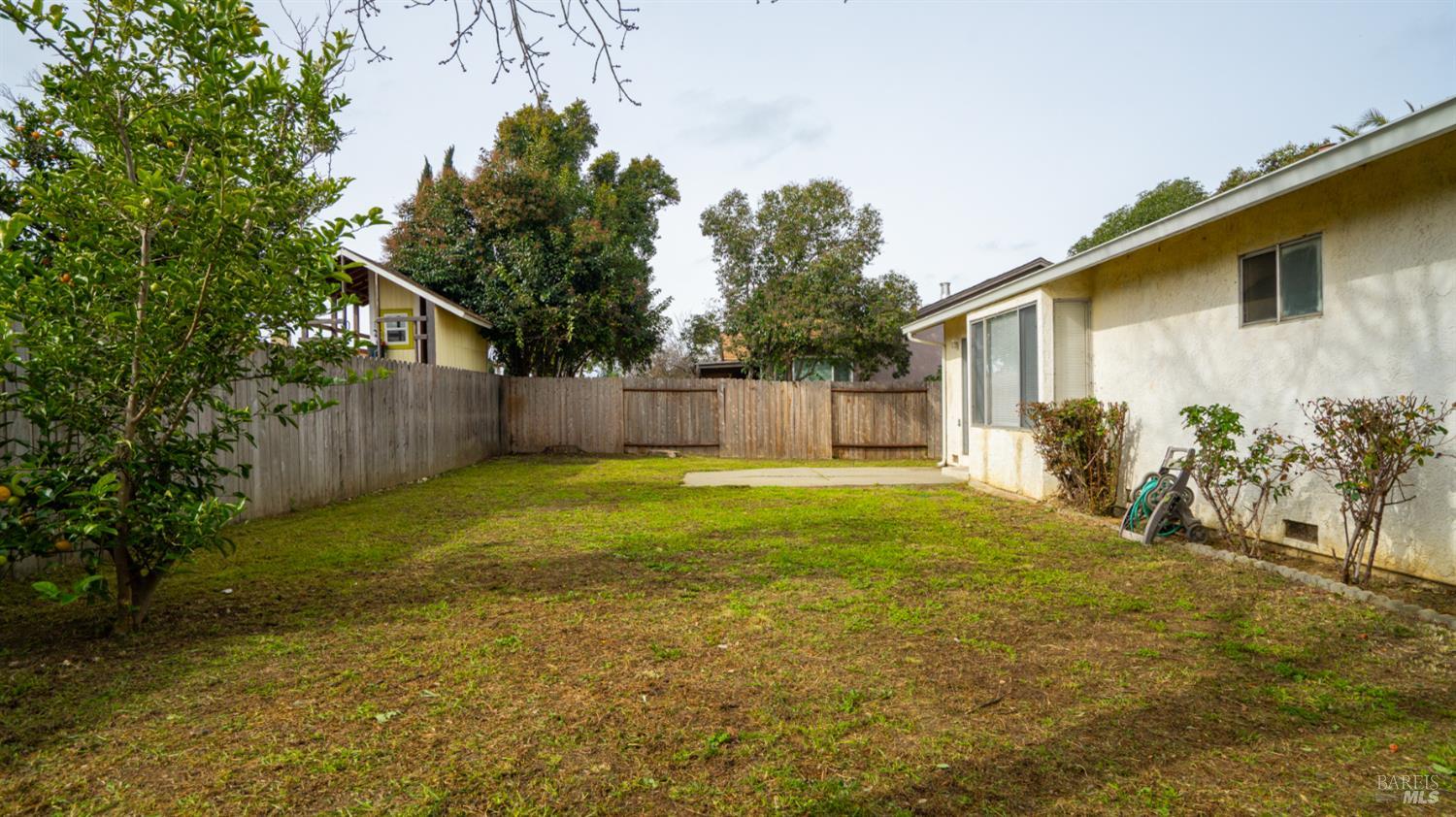 Detail Gallery Image 39 of 43 For 523 Blue Wing Dr, Suisun City,  CA 94585 - 3 Beds | 2 Baths