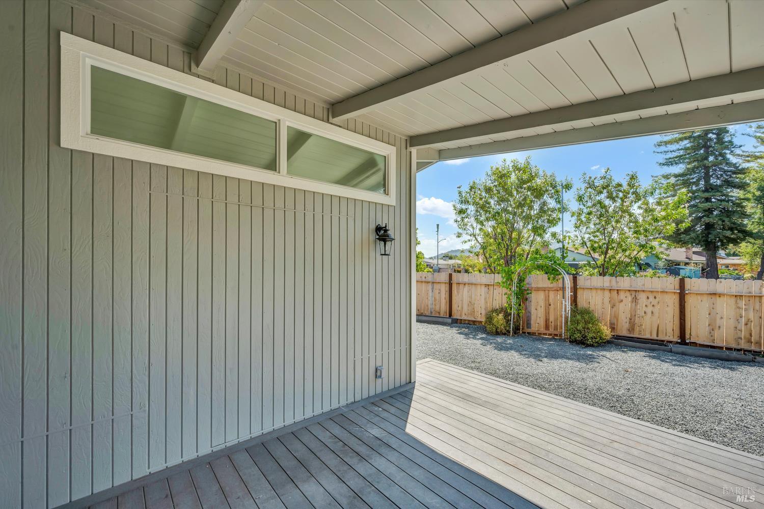 Detail Gallery Image 26 of 38 For 12773 Island Cir, Clearlake Oaks,  CA 95423 - 3 Beds | 1/1 Baths