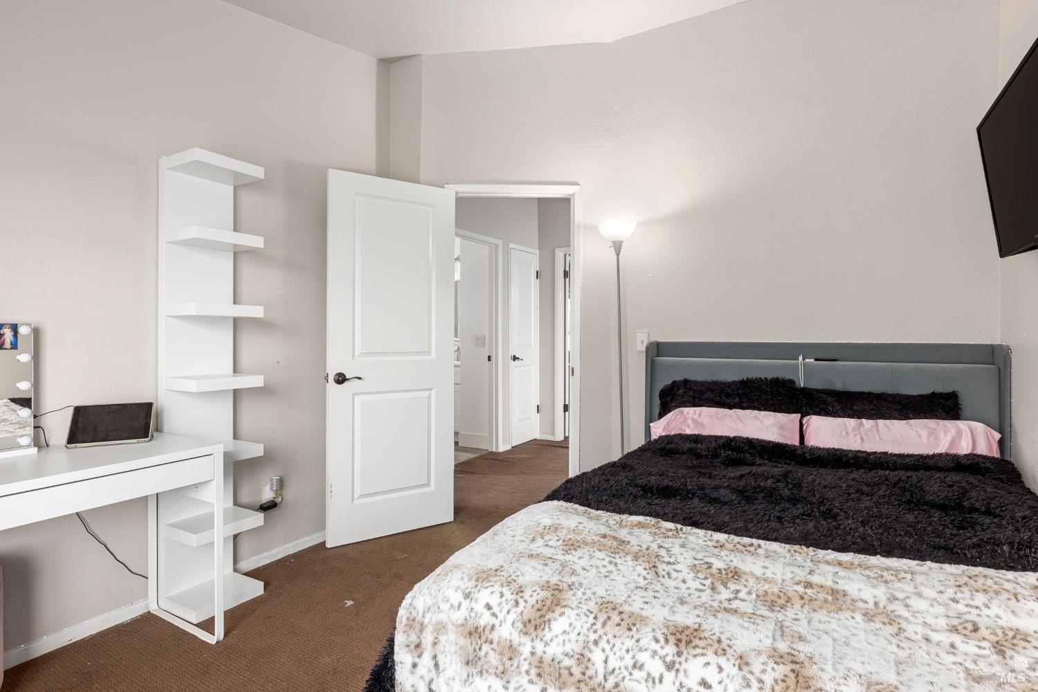 Detail Gallery Image 20 of 38 For 116 Heritage Ln, Vacaville,  CA 95687 - 3 Beds | 2/1 Baths