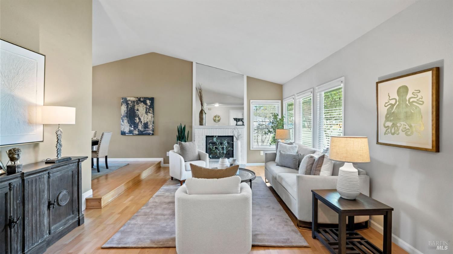 Detail Gallery Image 6 of 47 For 6185 San Gabriel Pl, Rohnert Park,  CA 94928 - 3 Beds | 2/1 Baths