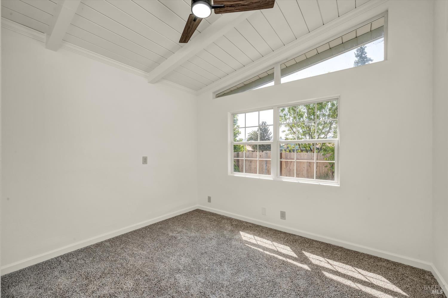 Detail Gallery Image 18 of 38 For 12773 Island Cir, Clearlake Oaks,  CA 95423 - 3 Beds | 1/1 Baths