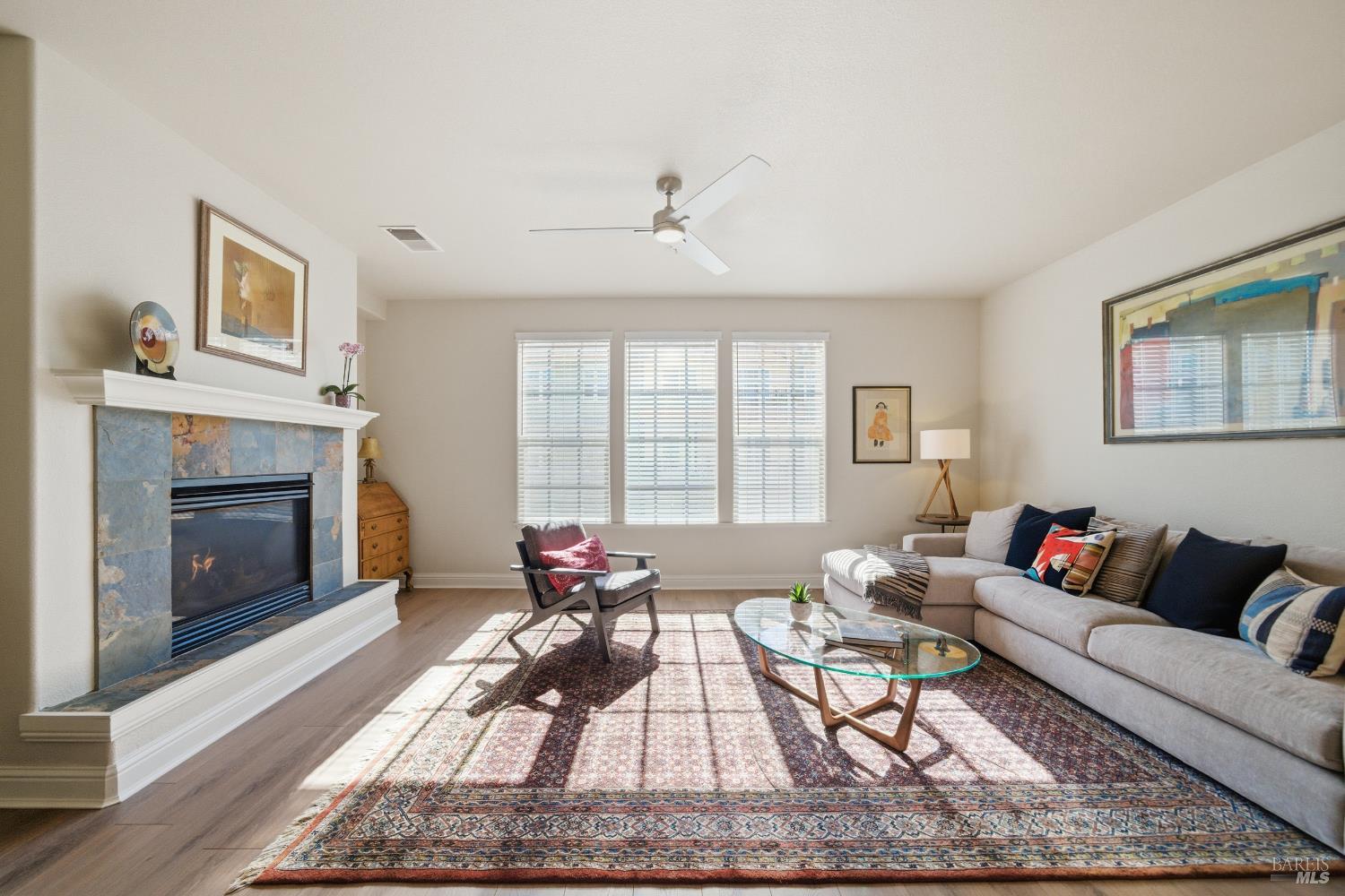 Detail Gallery Image 15 of 35 For 191 Johnson St, Windsor,  CA 95492 - 3 Beds | 2/1 Baths