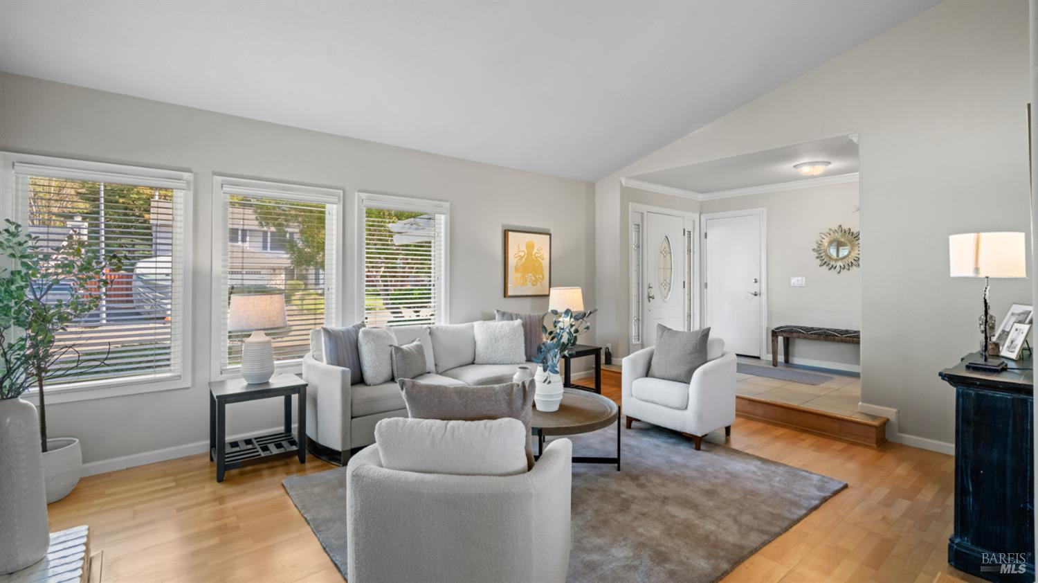 Detail Gallery Image 7 of 47 For 6185 San Gabriel Pl, Rohnert Park,  CA 94928 - 3 Beds | 2/1 Baths