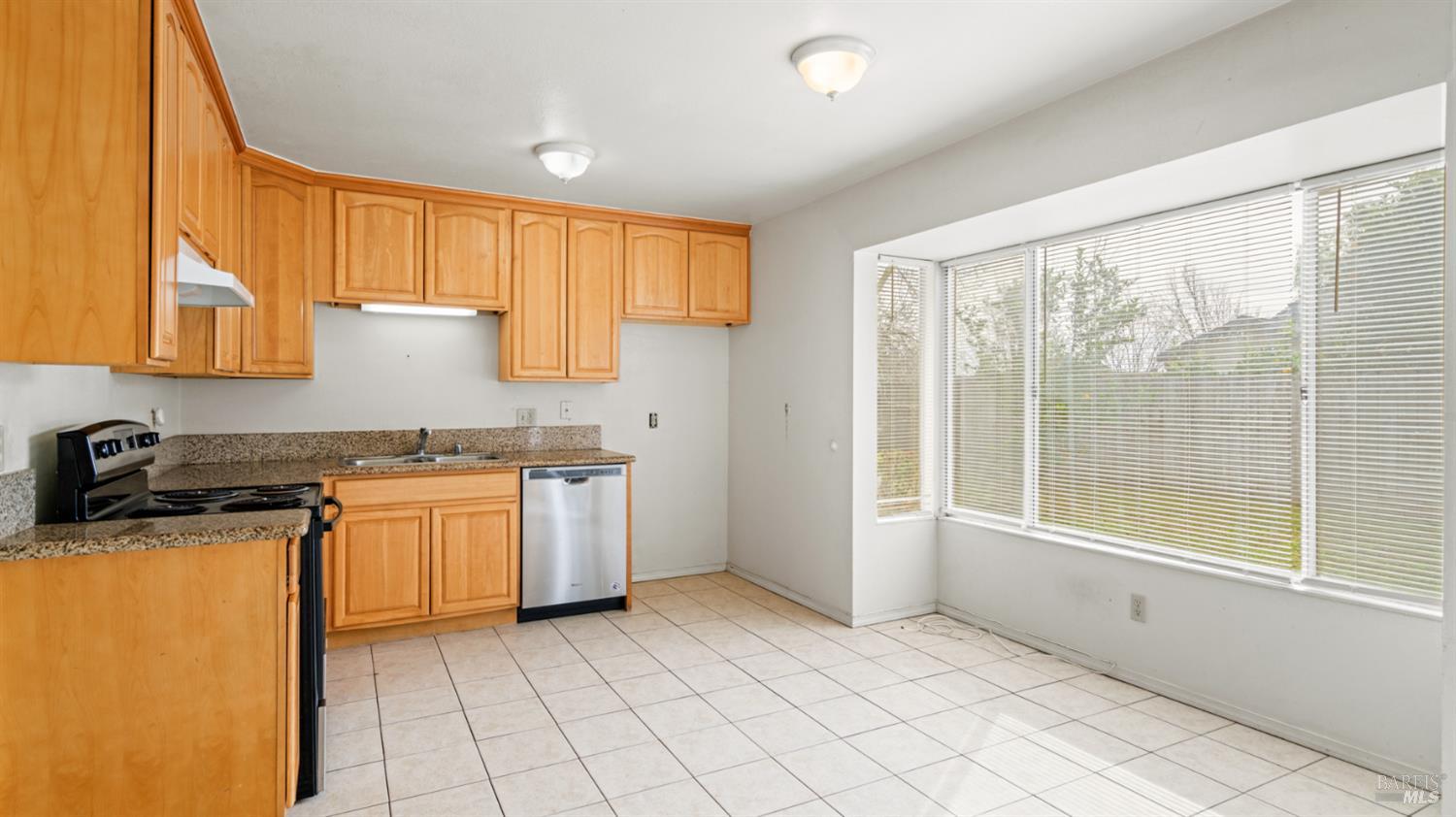 Detail Gallery Image 19 of 43 For 523 Blue Wing Dr, Suisun City,  CA 94585 - 3 Beds | 2 Baths