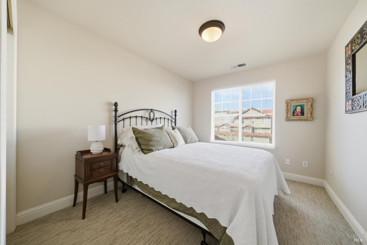 Detail Gallery Image 25 of 35 For 191 Johnson St, Windsor,  CA 95492 - 3 Beds | 2/1 Baths