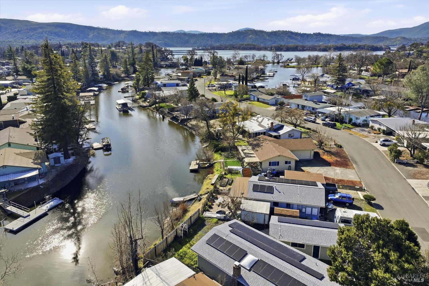 Detail Gallery Image 32 of 38 For 12773 Island Cir, Clearlake Oaks,  CA 95423 - 3 Beds | 1/1 Baths