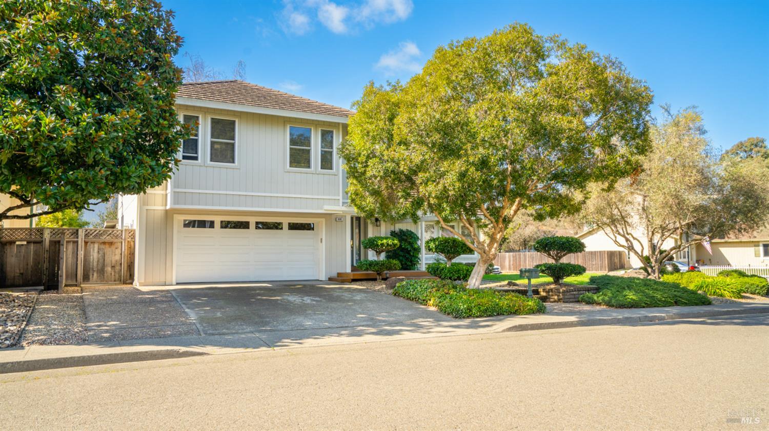 Detail Gallery Image 4 of 47 For 6185 San Gabriel Pl, Rohnert Park,  CA 94928 - 3 Beds | 2/1 Baths