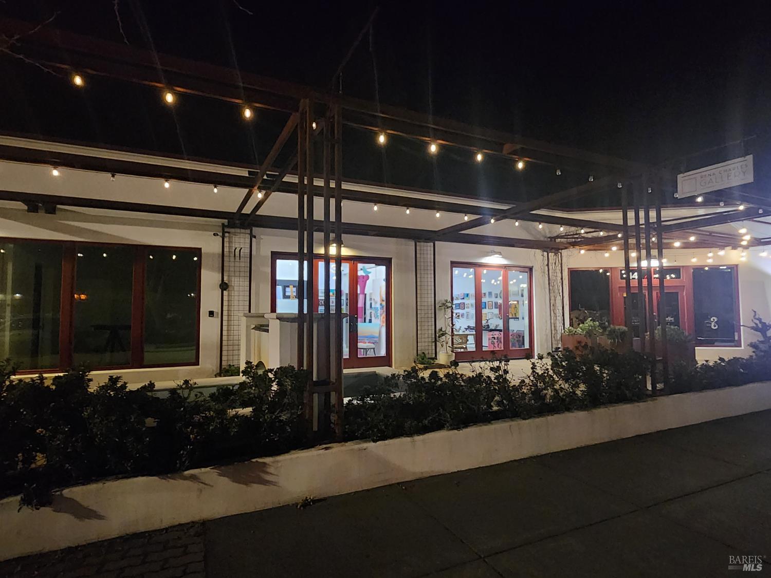 Detail Gallery Image 7 of 7 For 435 Healdsburg Ave, Healdsburg,  CA 95448 - – Beds | – Baths