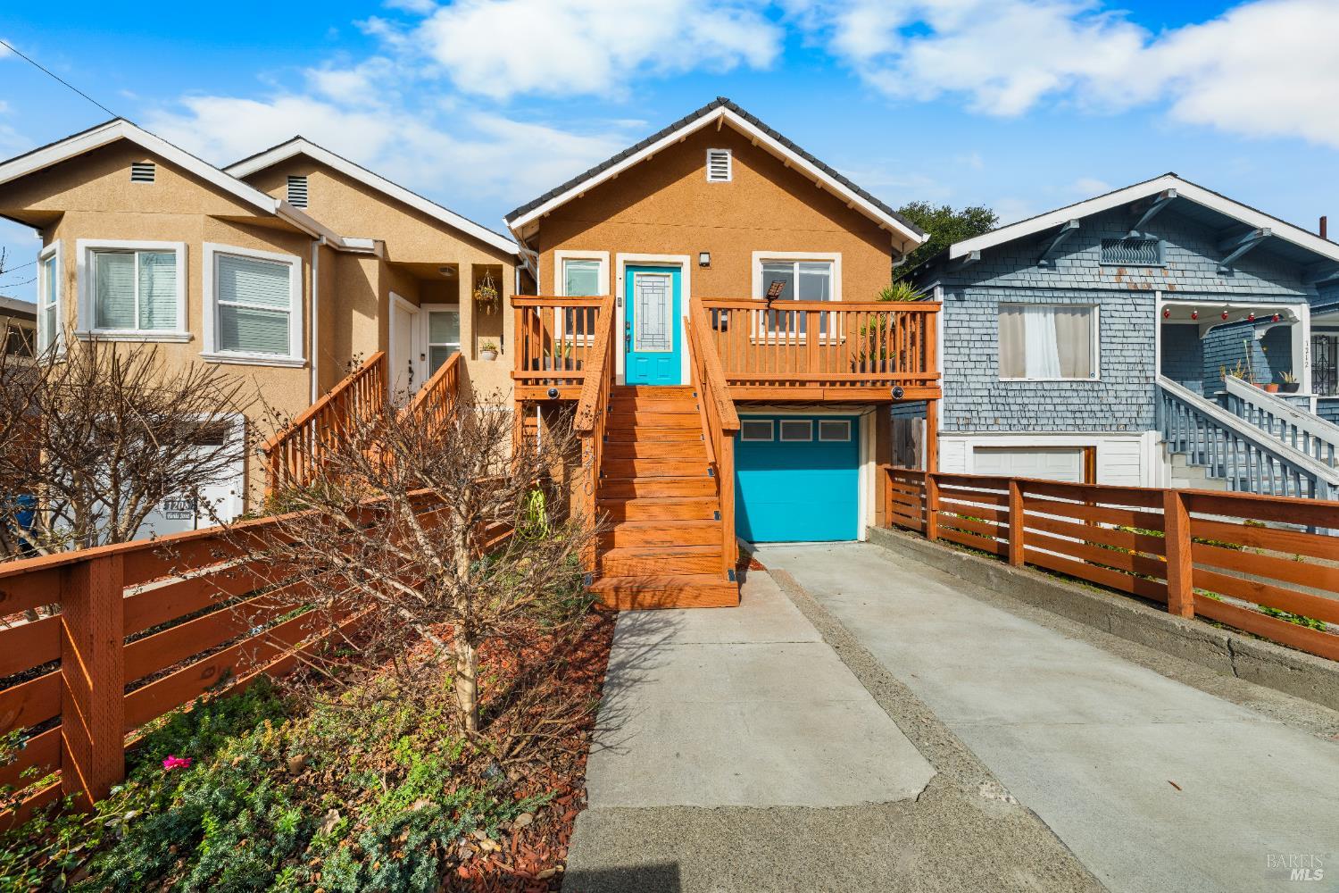 Detail Gallery Image 3 of 51 For 1210 Florida St, Vallejo,  CA 94590 - 4 Beds | 2 Baths