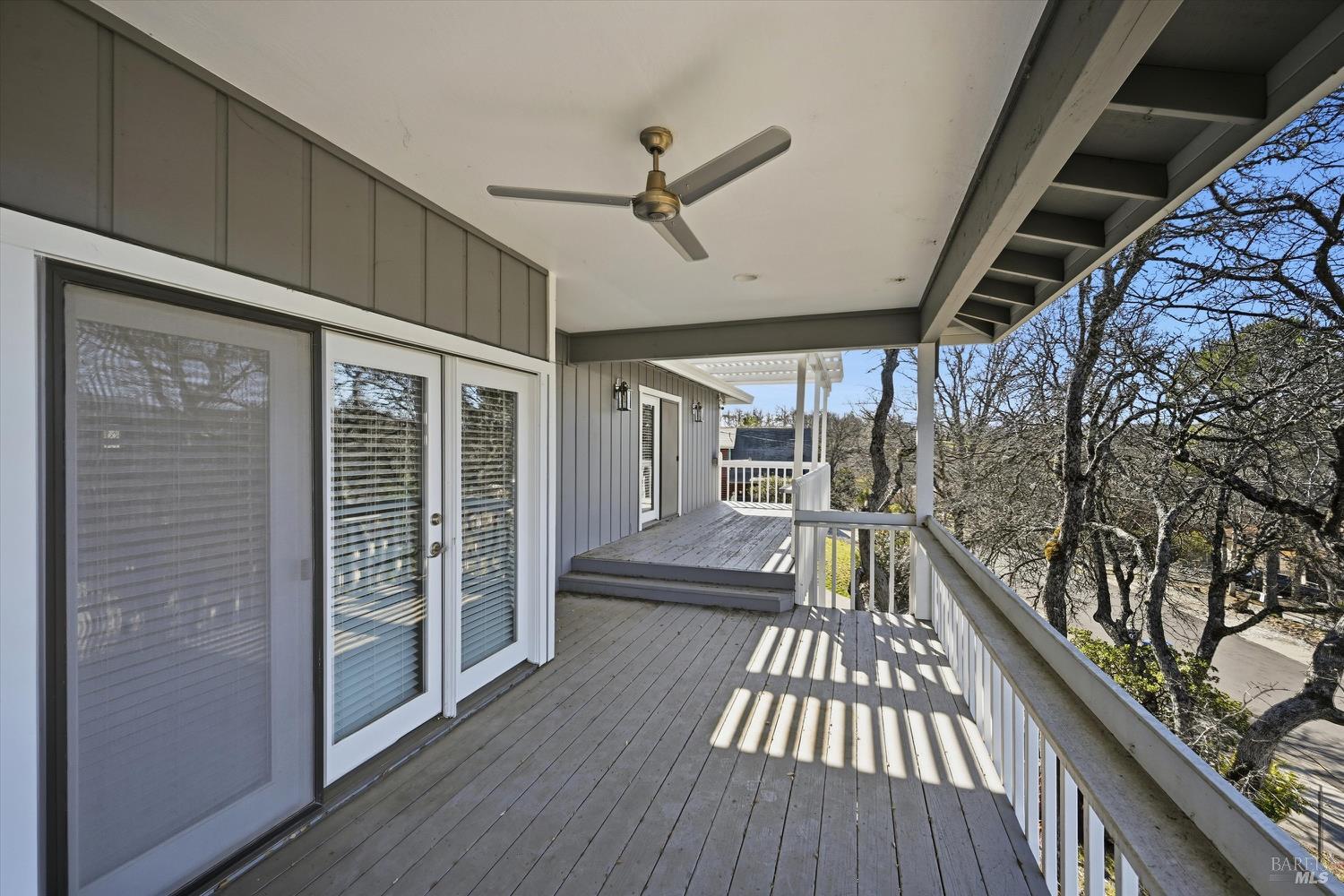 Detail Gallery Image 40 of 44 For 19246 N Shore Ct, Hidden Valley Lake,  CA 95467 - 3 Beds | 3 Baths