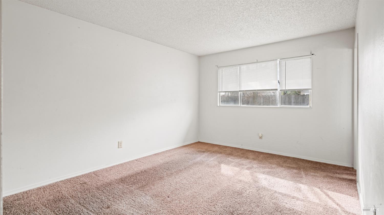 Detail Gallery Image 28 of 43 For 523 Blue Wing Dr, Suisun City,  CA 94585 - 3 Beds | 2 Baths