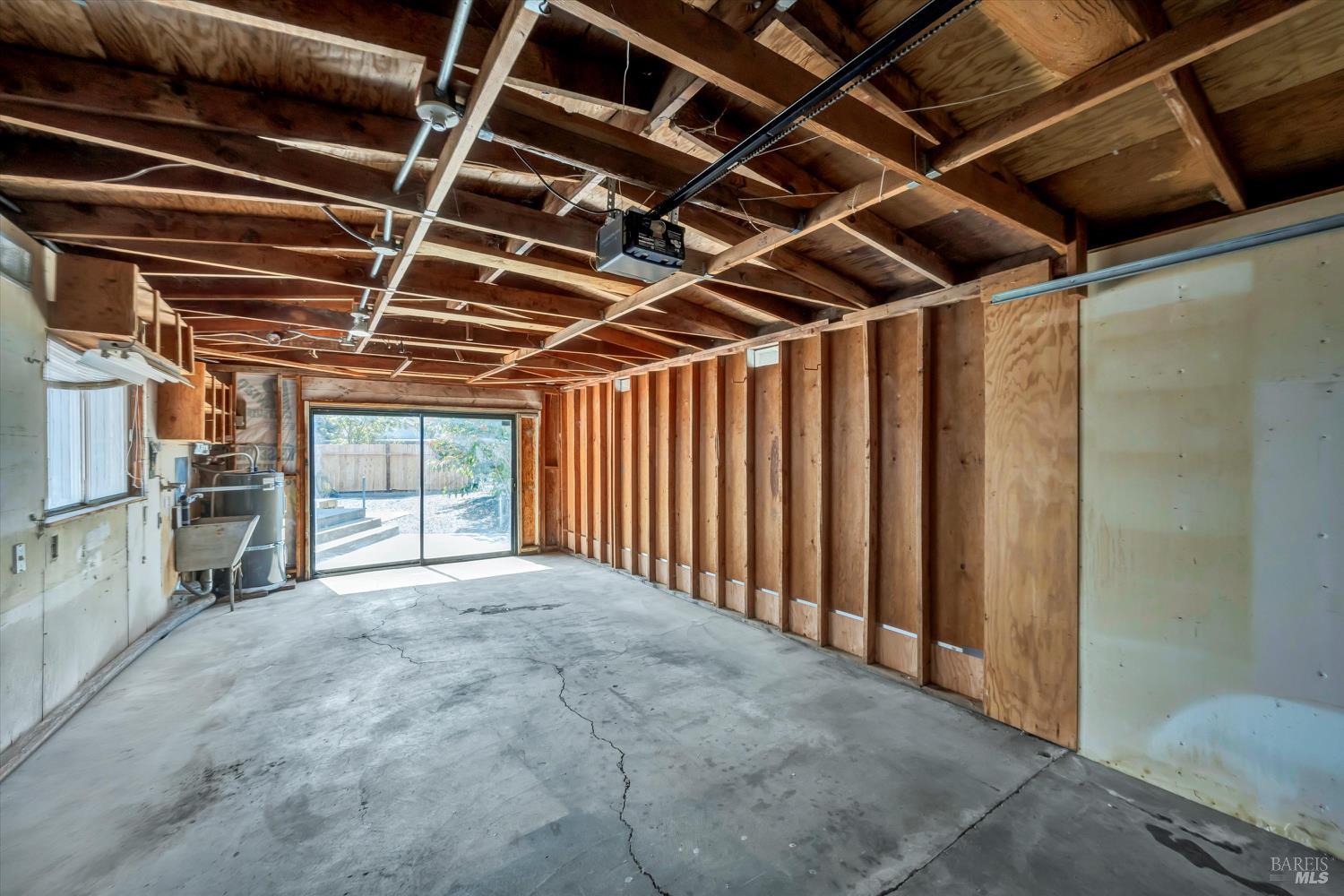 Detail Gallery Image 24 of 38 For 12773 Island Cir, Clearlake Oaks,  CA 95423 - 3 Beds | 1/1 Baths