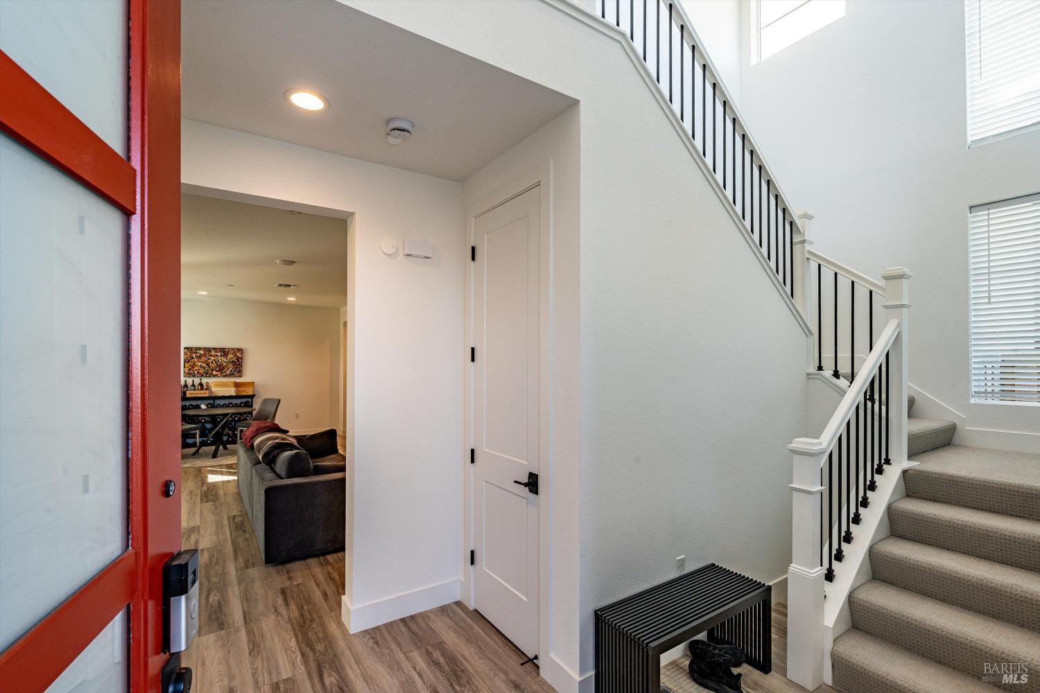 Detail Gallery Image 4 of 45 For 303 Flagship Dr, Napa,  CA 94558 - 4 Beds | 3 Baths