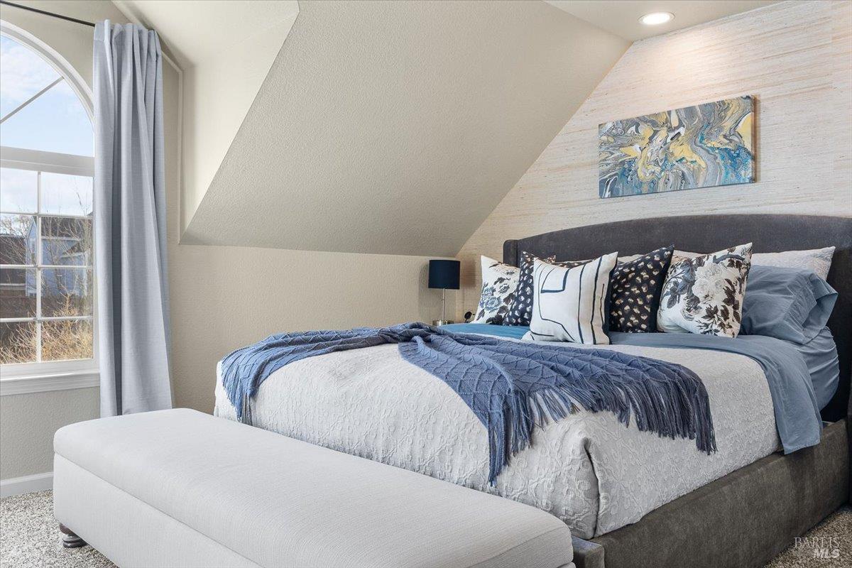 Detail Gallery Image 22 of 54 For 1631 Gamay St, Santa Rosa,  CA 95403 - 3 Beds | 2/1 Baths