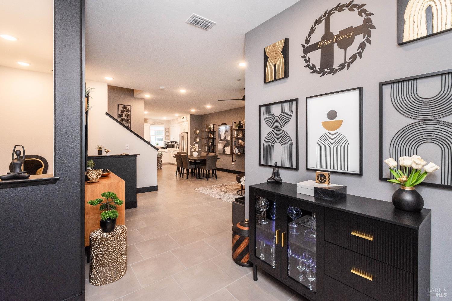 Detail Gallery Image 25 of 52 For 324 Pear Tree Ter #D,  Napa,  CA 94558 - 3 Beds | 2/1 Baths