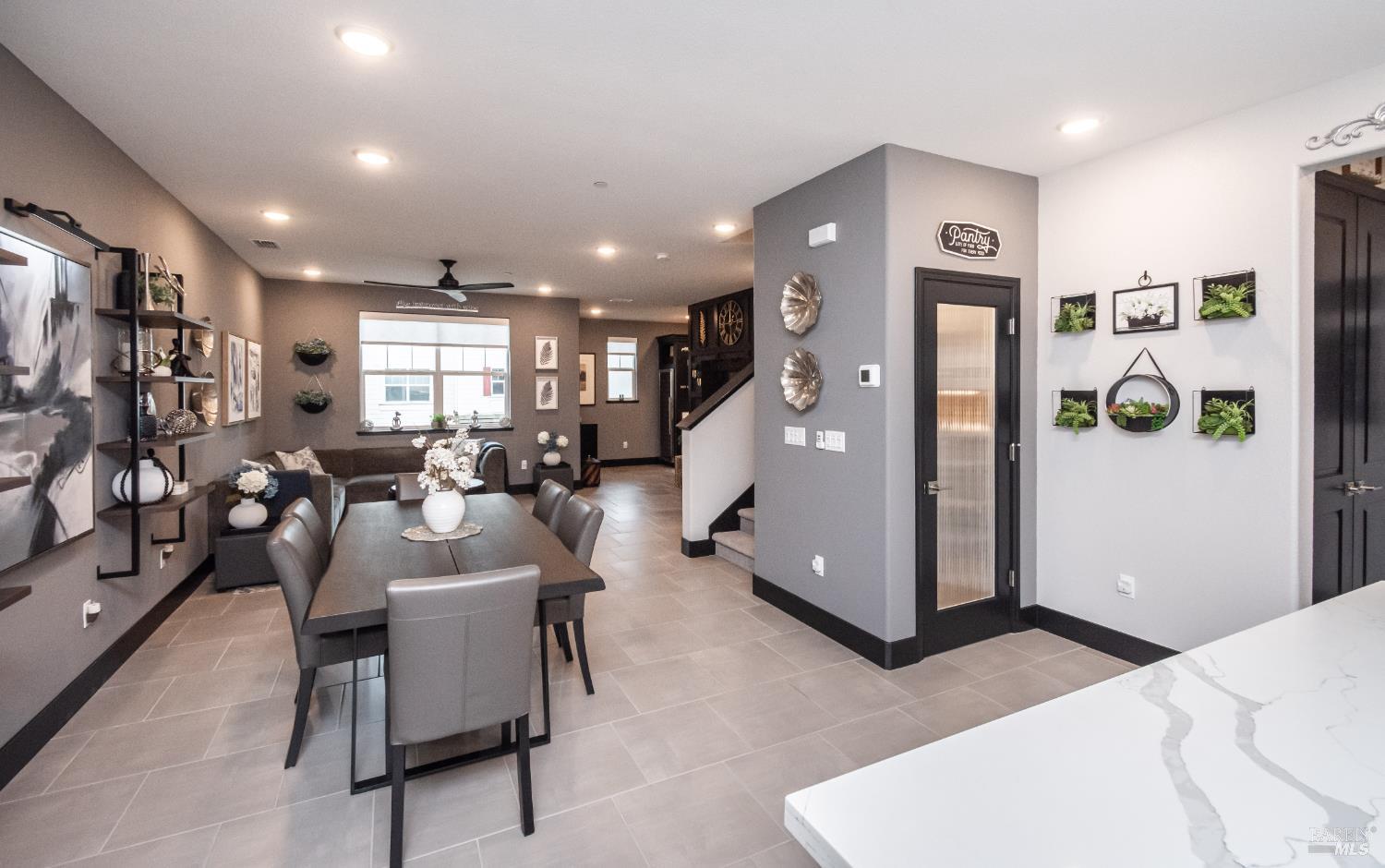 Detail Gallery Image 19 of 52 For 324 Pear Tree Ter #D,  Napa,  CA 94558 - 3 Beds | 2/1 Baths