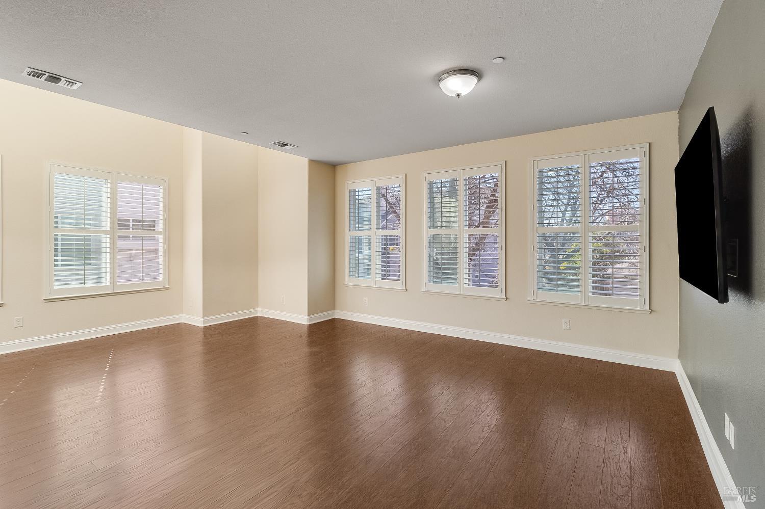 Detail Gallery Image 61 of 88 For 2640 Wisteria Way, Concord,  CA 94519 - 3 Beds | 3/1 Baths