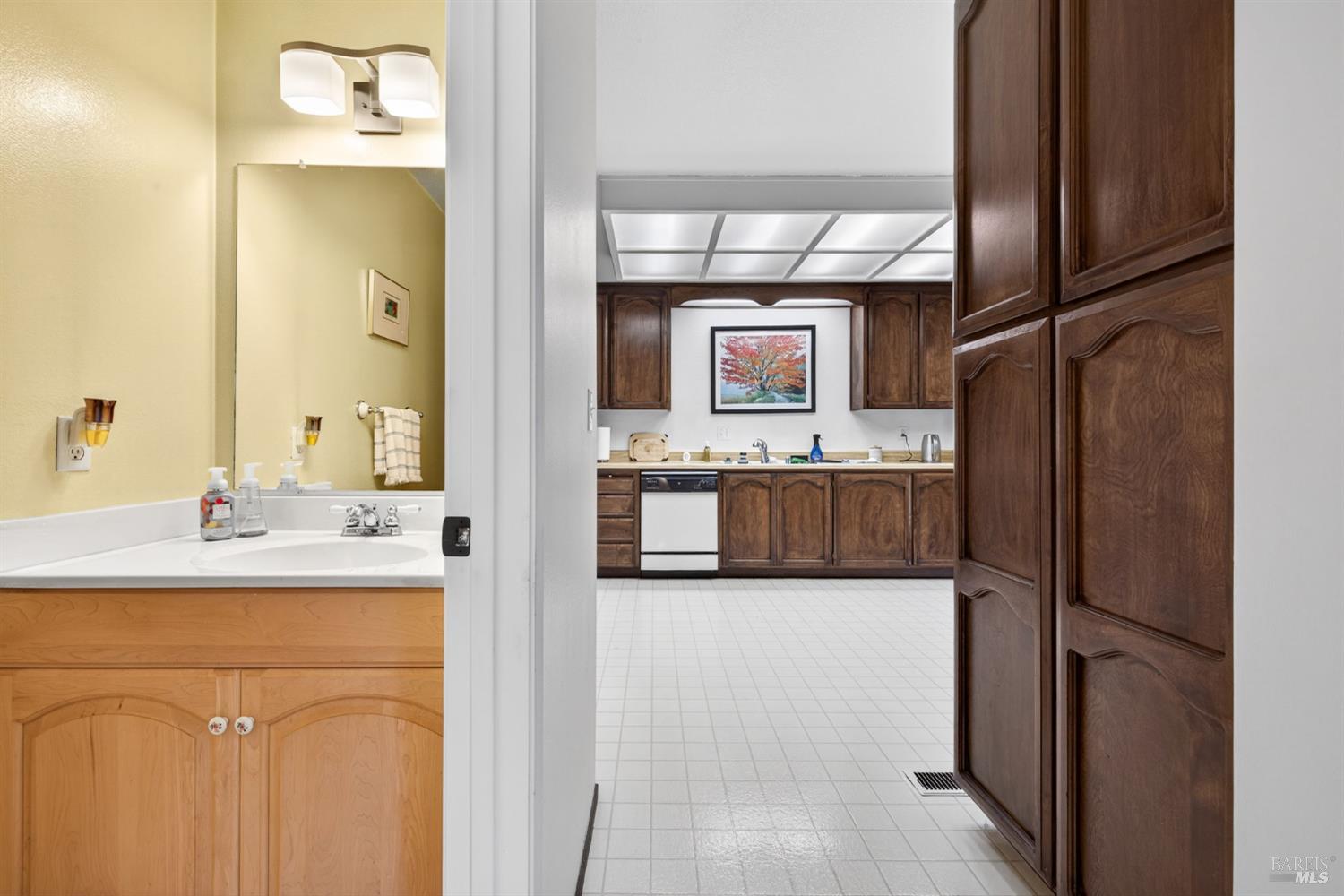 Detail Gallery Image 16 of 37 For 872 Hudis St, Rohnert Park,  CA 94928 - 2 Beds | 2/1 Baths