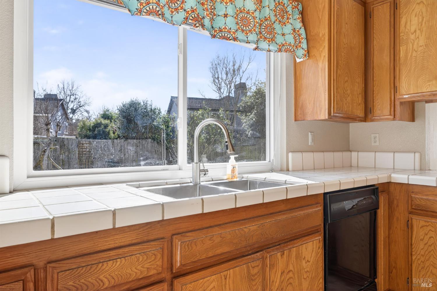 Detail Gallery Image 24 of 62 For 2492 Plum Meadow Ct, Santa Rosa,  CA 95404 - 4 Beds | 3 Baths