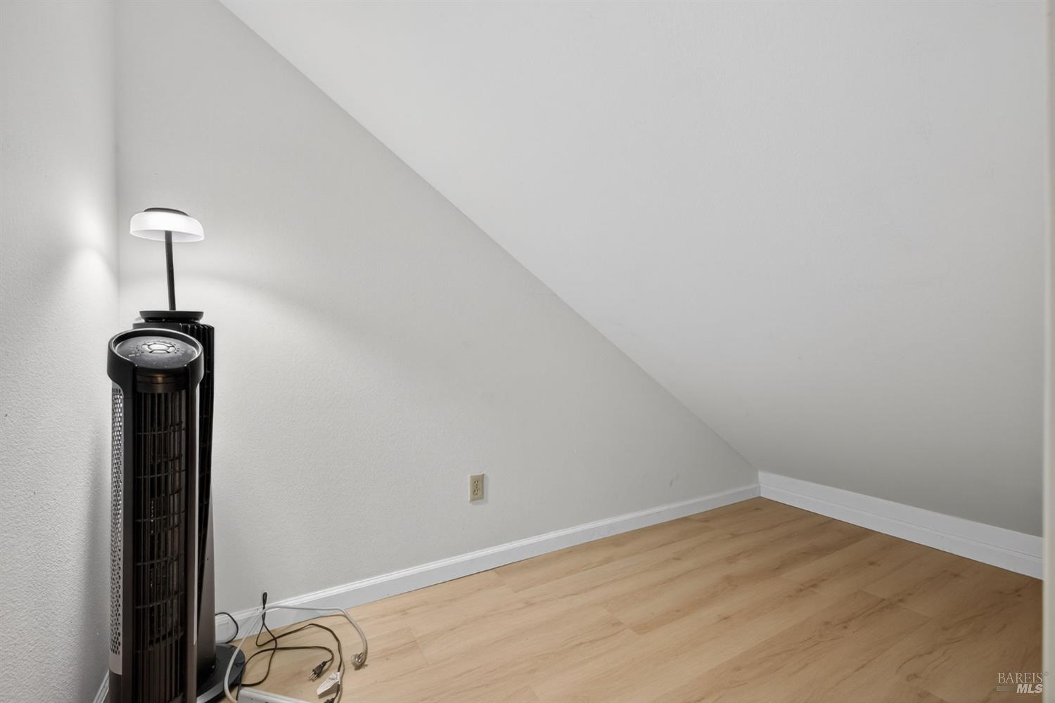 Detail Gallery Image 25 of 37 For 872 Hudis St, Rohnert Park,  CA 94928 - 2 Beds | 2/1 Baths